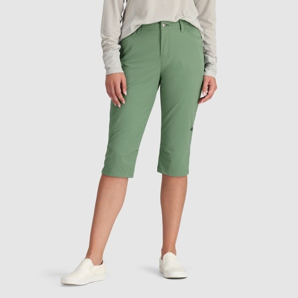 Women wearing Ferrosi capri pants while hiking on a sunny day.