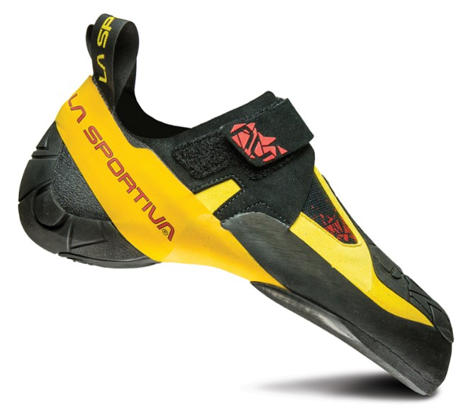 Skwama Pro men's climbing shoes showcasing the sleek design and hook-and-loop closure.