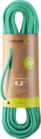 Hummingbird Eco Dry 9.2 mm rope in action during sport climbing, showcasing its flexibility and lightweight design.