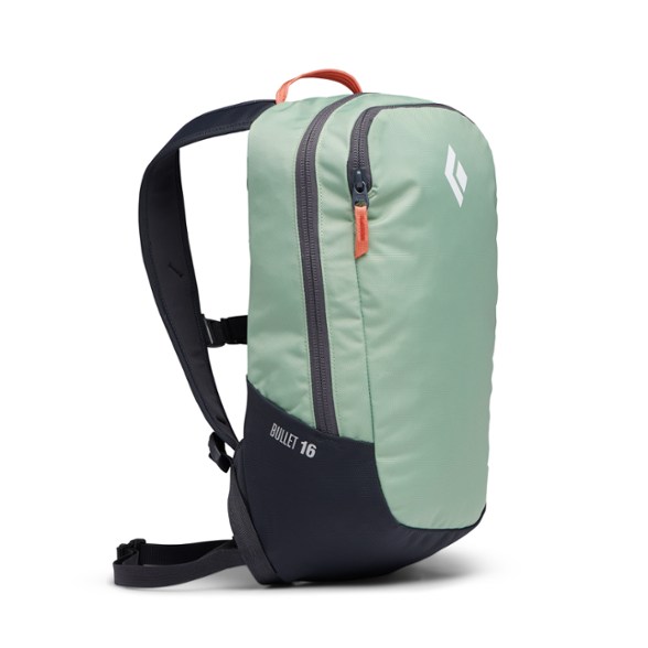 Bullet 16 Adventure Pack showcasing external zippered pocket and hydration hose port.