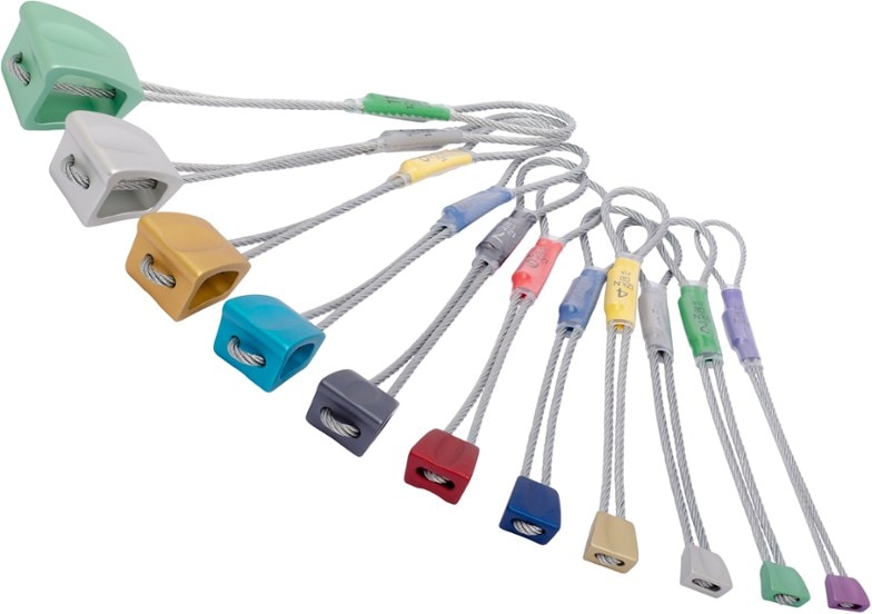 DMM Wallnut stopper set displayed with sizes 1 to 11, highlighting the alloy features.